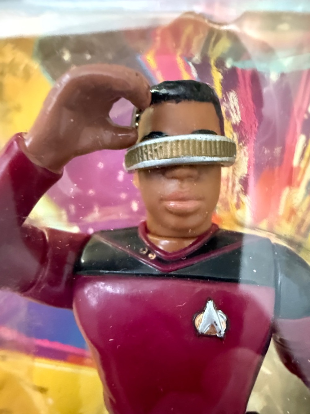1993 Star Trek TNG Lt (JG) Geordi La Forge in 1st Season Uniform Action Figure